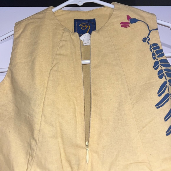 Kid's girls Hawaiian dress sig zane yellow, green, and red size 3 - Picture 4 of 5